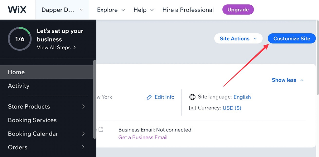 Clicking the Customize Site button to use the editor